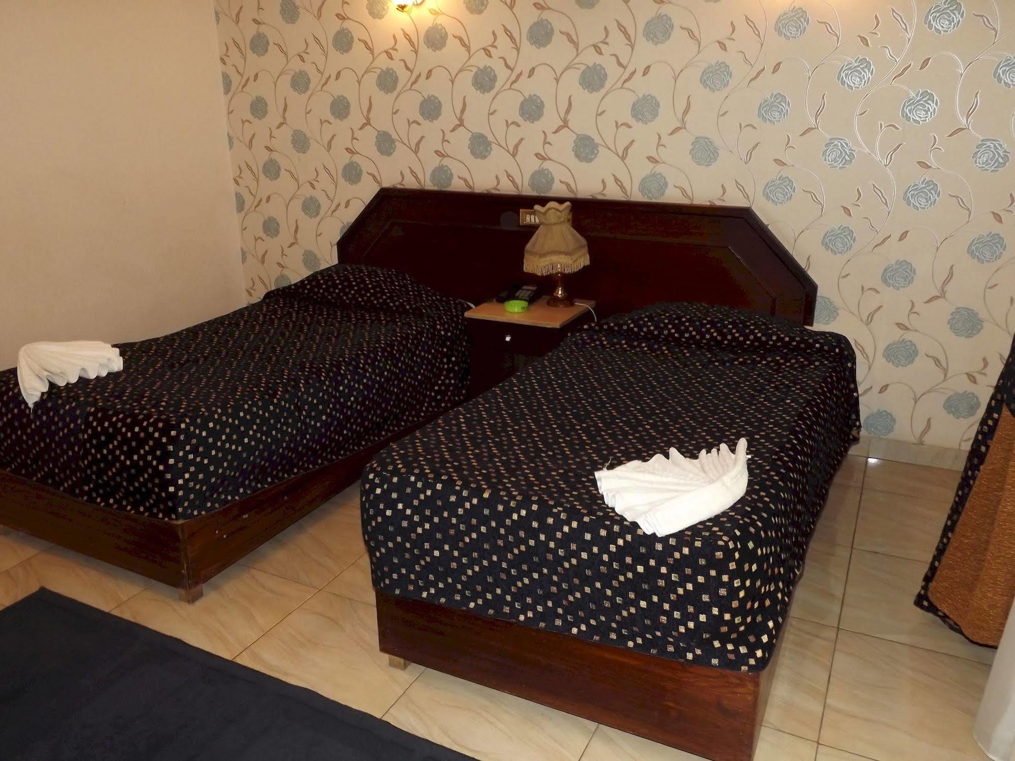 Giza Mayorca Hotel Cairo מראה חיצוני תמונה